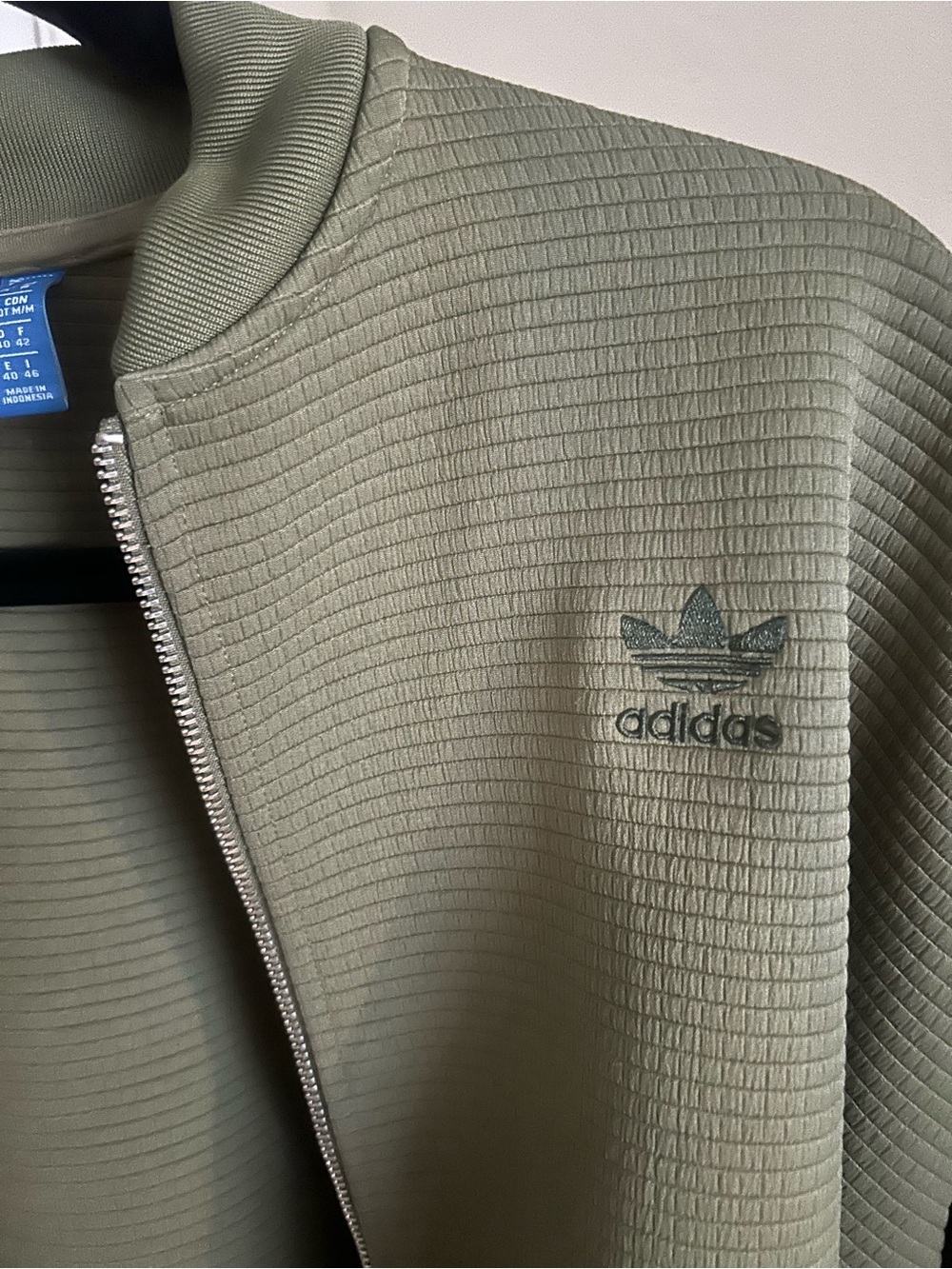 Adidas Originals Olive Green Cropped Bomber Jacket Zip Up Oversized | Size M - Picture 3 of 7